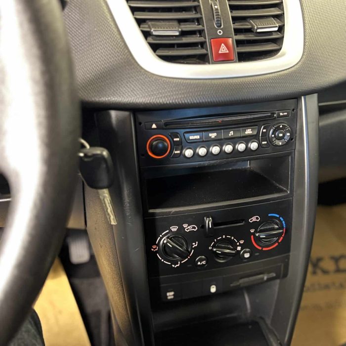 Peugeot 207 Radio
