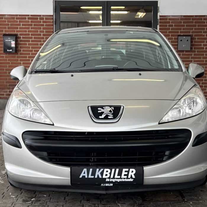 Peuget 207 - Frontgrill